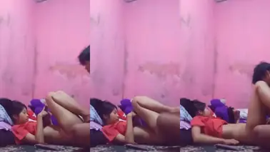 Gadis Siswi Cantik Pasrah Kasur Kakak Tiri